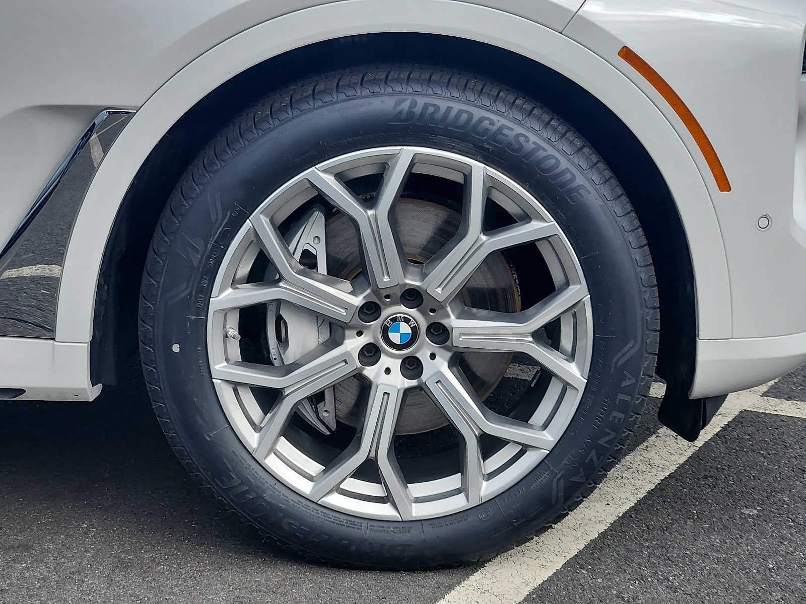 2024 BMW X7 xDrive40i Sports Activity Vehicle