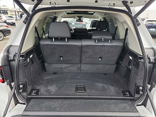 2024 BMW X7 xDrive40i Sports Activity Vehicle