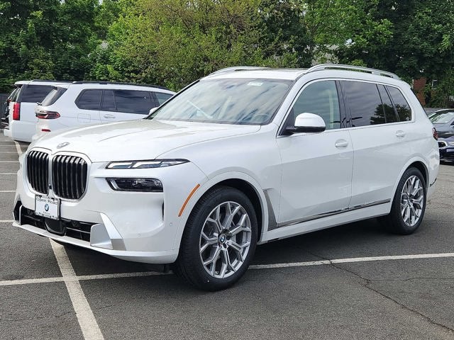 2024 BMW X7 xDrive40i Sports Activity Vehicle