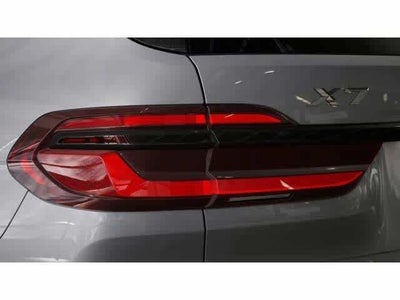 2026 BMW X7 xDrive40i Sports Activity Vehicle