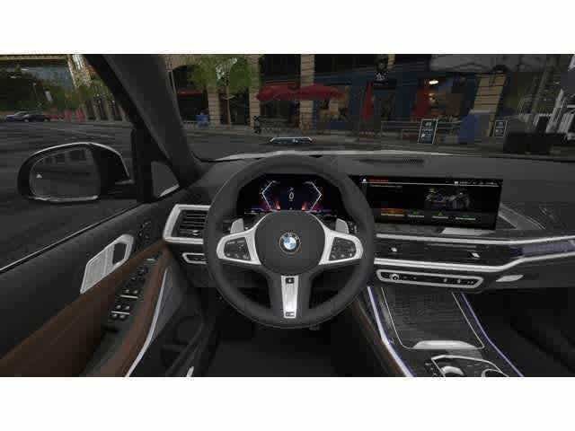 2027 BMW X7 xDrive40i Sports Activity Vehicle