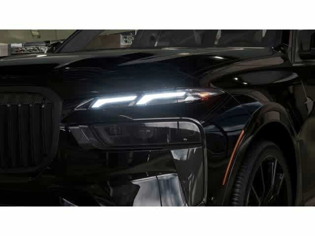 2027 BMW X7 xDrive40i Sports Activity Vehicle