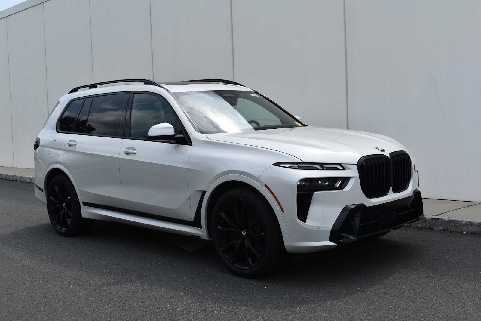 2024 BMW X7 xDrive40i Sports Activity Vehicle