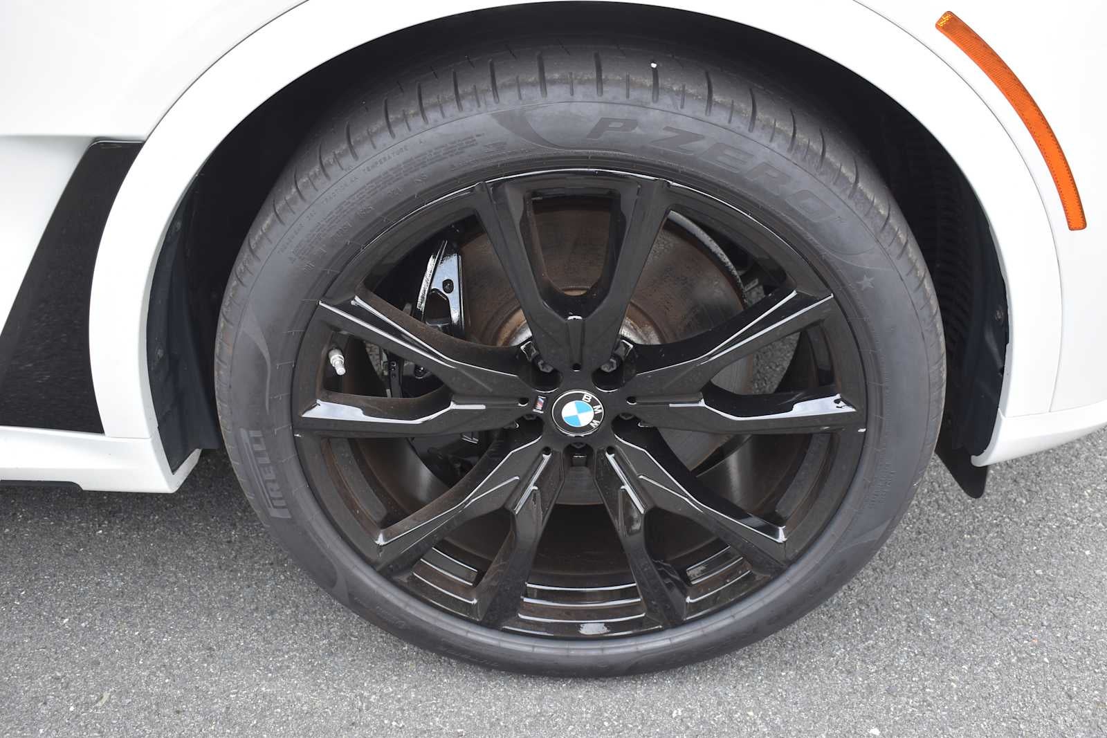 2024 BMW X7 xDrive40i Sports Activity Vehicle