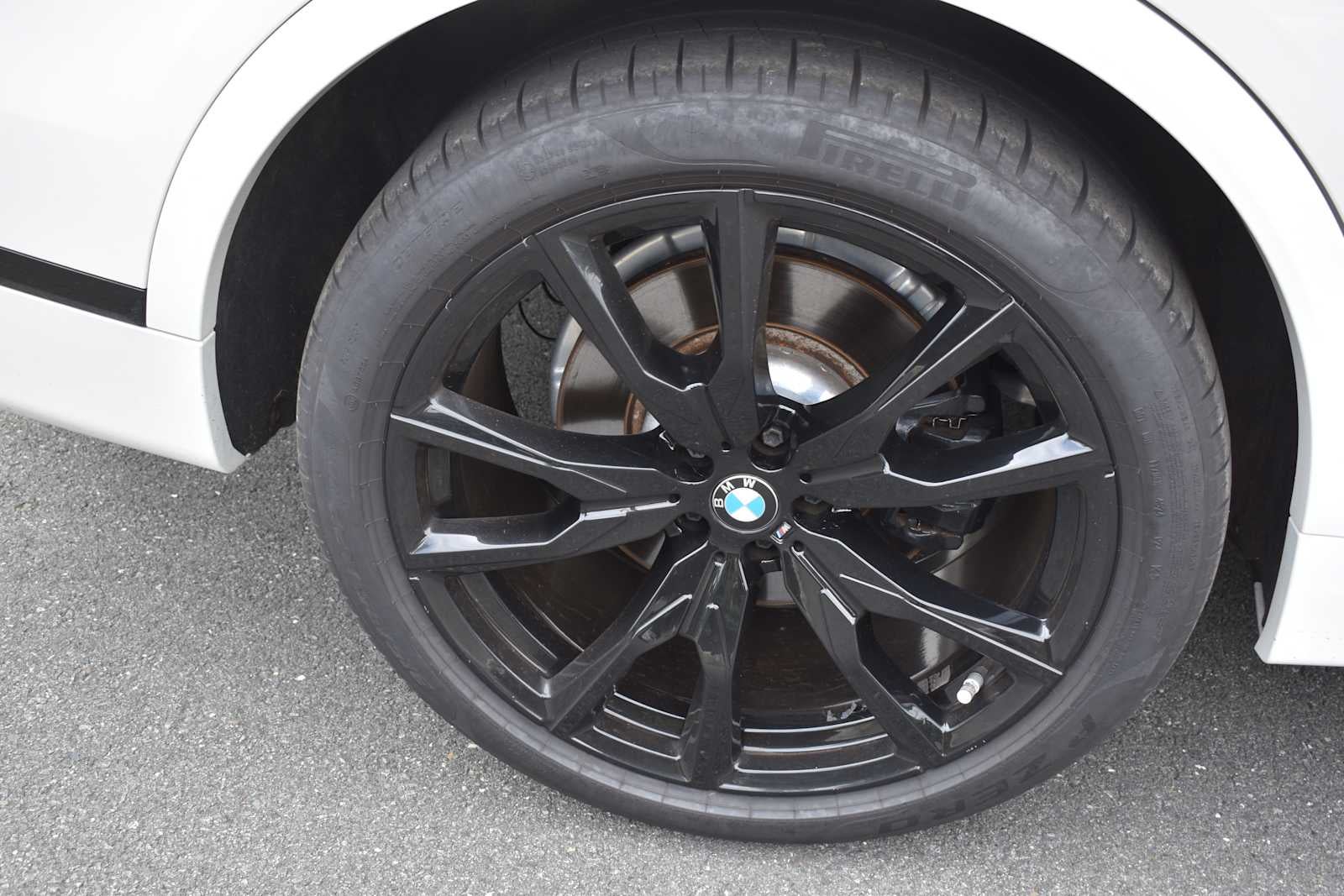 2024 BMW X7 xDrive40i Sports Activity Vehicle