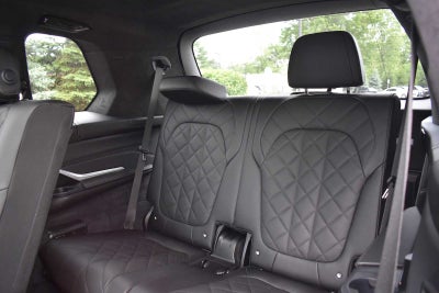2024 BMW X7 xDrive40i Sports Activity Vehicle