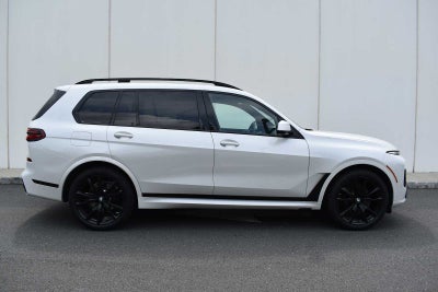 2024 BMW X7 xDrive40i Sports Activity Vehicle