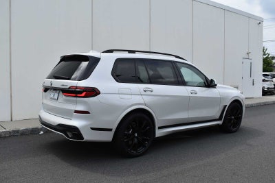 2024 BMW X7 xDrive40i Sports Activity Vehicle