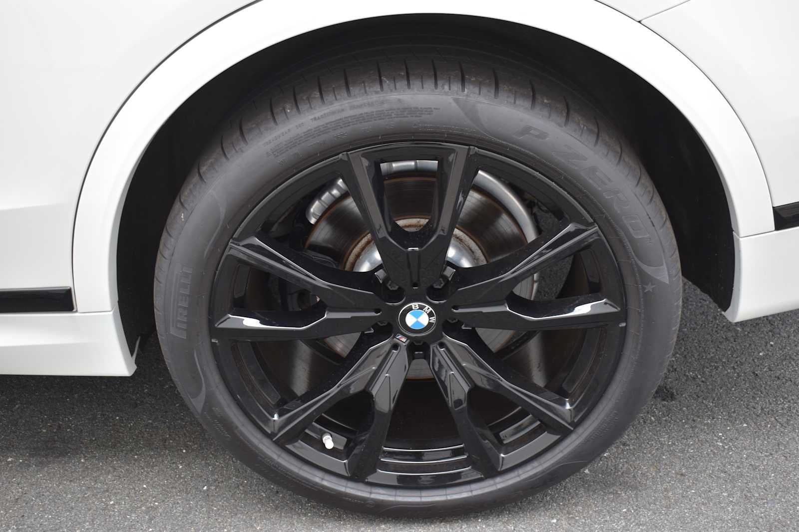 2024 BMW X7 xDrive40i Sports Activity Vehicle