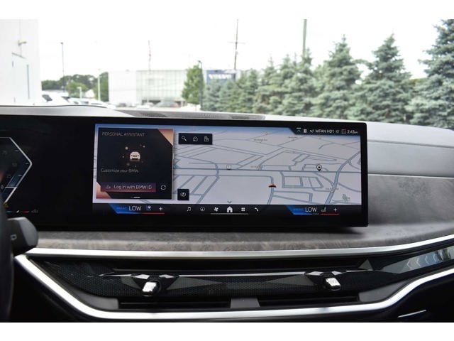 2024 BMW X7 xDrive40i Sports Activity Vehicle