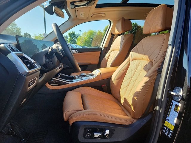 2024 BMW X7 xDrive40i Sports Activity Vehicle