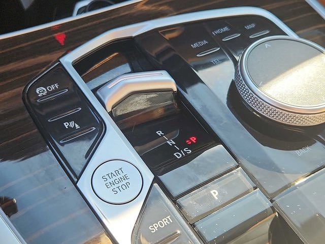 2024 BMW X7 xDrive40i Sports Activity Vehicle