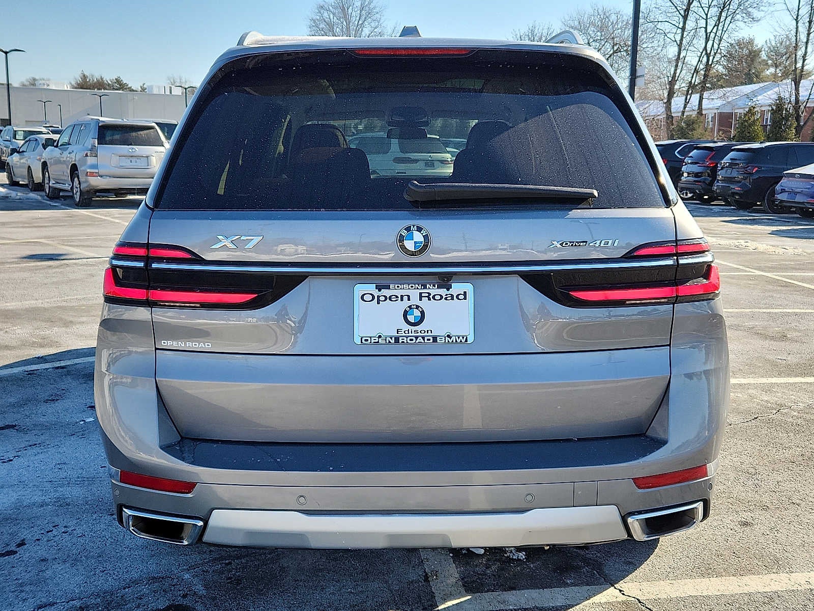 2023 BMW X7 xDrive40i Sports Activity Vehicle