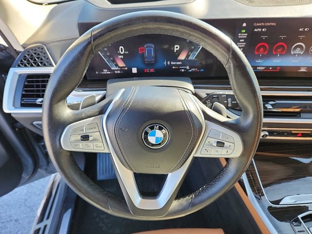 2023 BMW X7 xDrive40i Sports Activity Vehicle