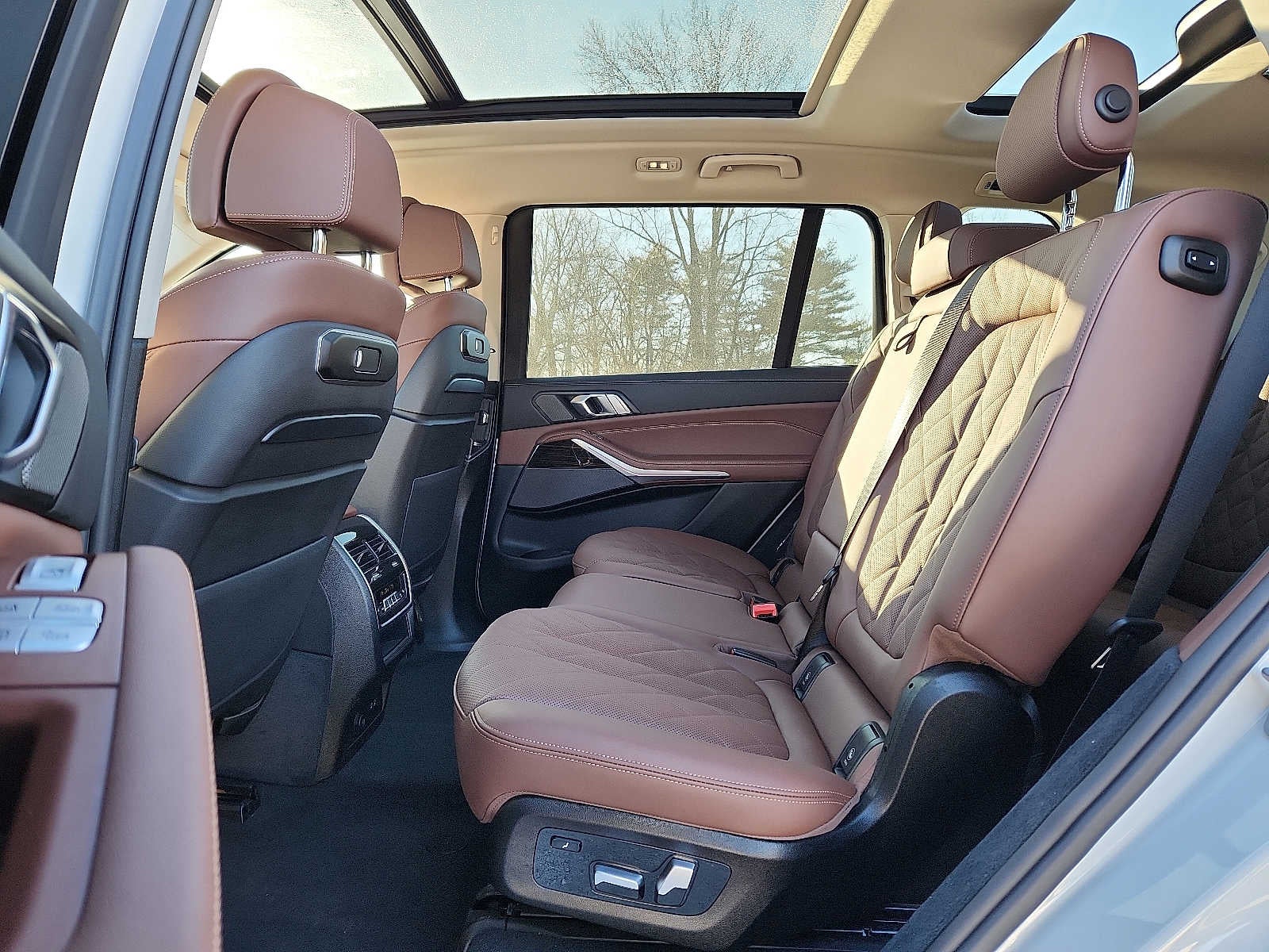 2026 BMW X7 xDrive40i Sports Activity Vehicle