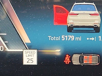 2026 BMW X7 xDrive40i Sports Activity Vehicle