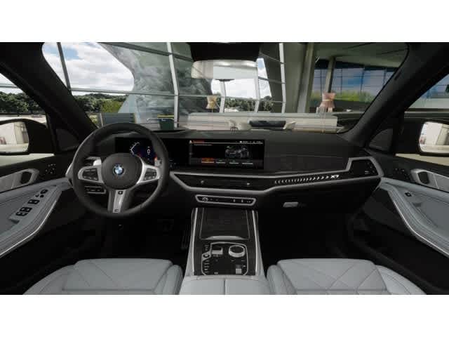 2026 BMW X7 xDrive40i Sports Activity Vehicle