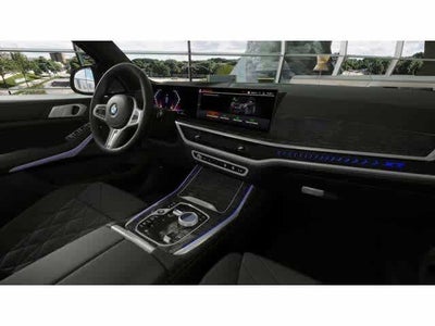 2027 BMW X7 xDrive40i Sports Activity Vehicle
