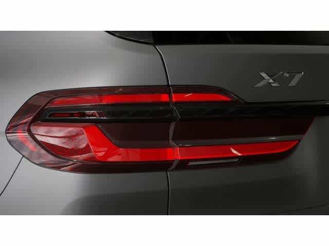 2027 BMW X7 xDrive40i Sports Activity Vehicle