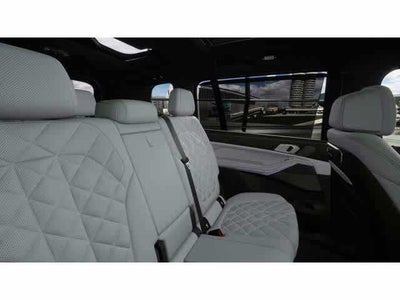 2027 BMW X7 xDrive40i Sports Activity Vehicle