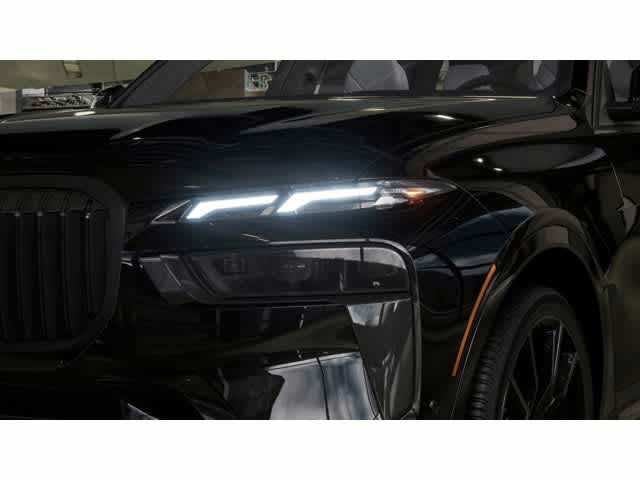 2027 BMW X7 xDrive40i Sports Activity Vehicle
