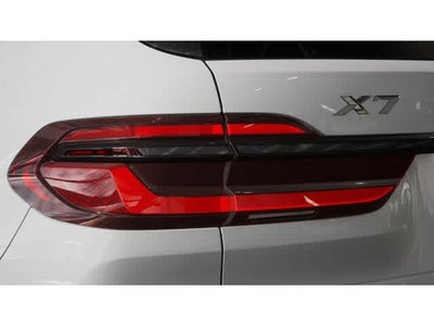 2027 BMW X7 xDrive40i Sports Activity Vehicle