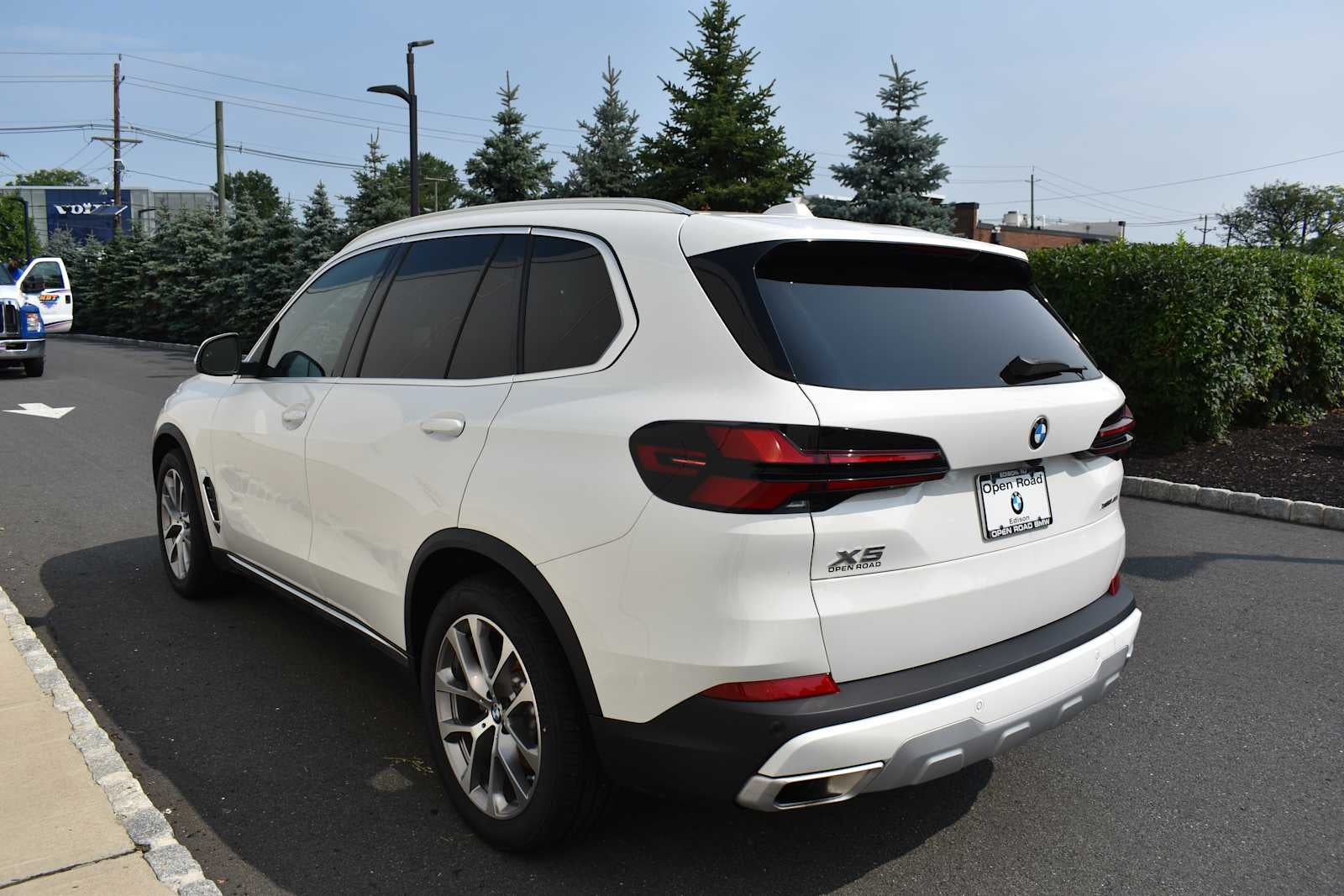 2026 BMW X5 xDrive40i Sports Activity Vehicle