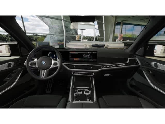 2026 BMW X7 M60i Sports Activity Vehicle