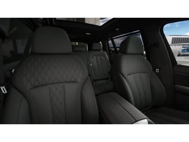 2026 BMW X7 M60i Sports Activity Vehicle