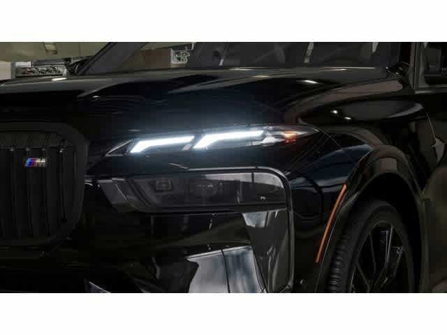 2026 BMW X7 M60i Sports Activity Vehicle
