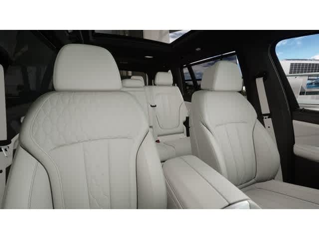 2027 BMW X7 M60i Sports Activity Vehicle
