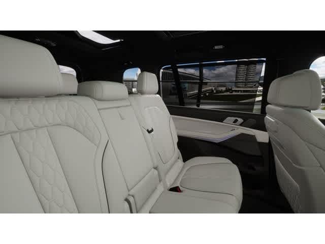 2027 BMW X7 M60i Sports Activity Vehicle