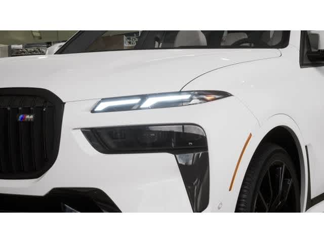 2027 BMW X7 M60i Sports Activity Vehicle