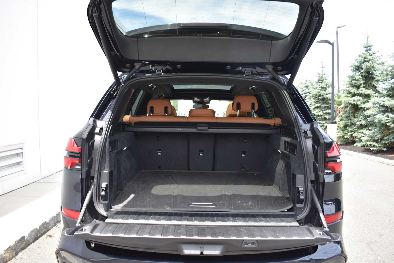 2024 BMW X5 M60i Sports Activity Vehicle