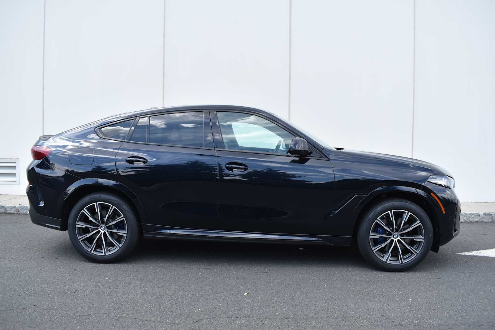 2024 BMW X6 xDrive40i Sports Activity Coupe