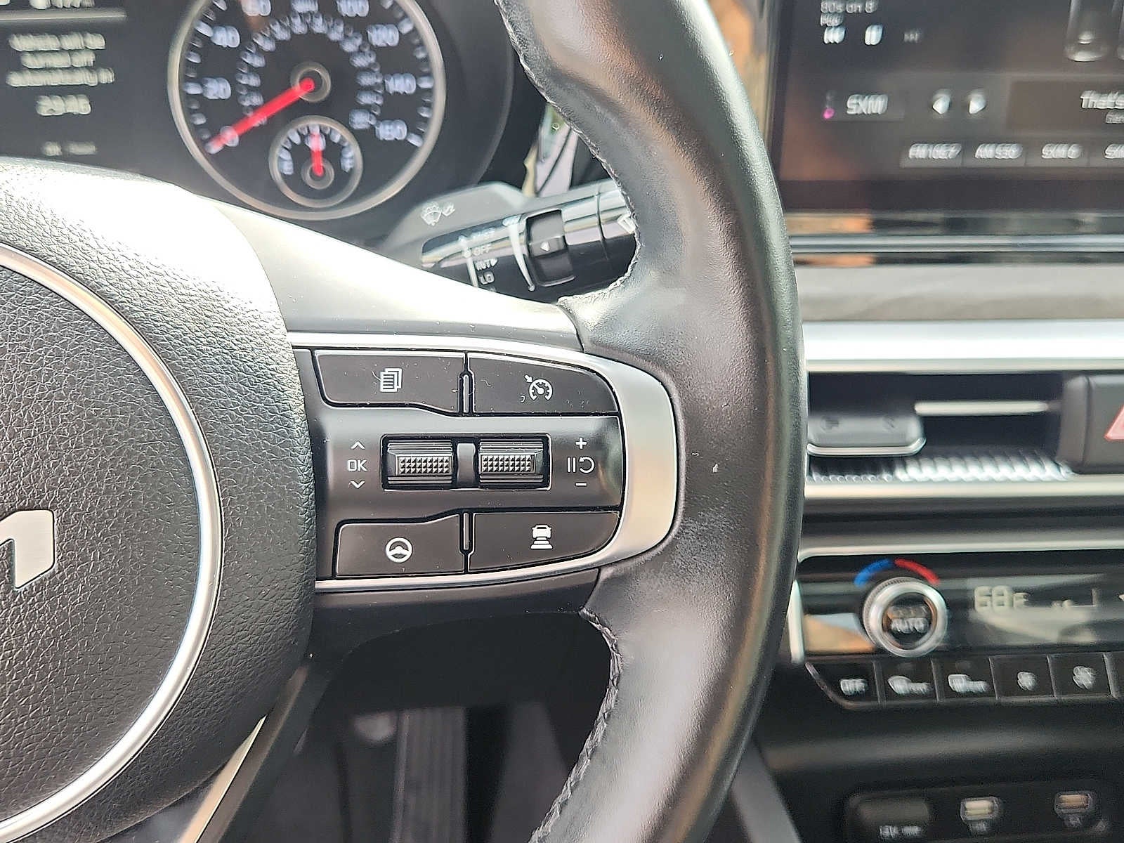2022 Kia K5 EX Auto FWD