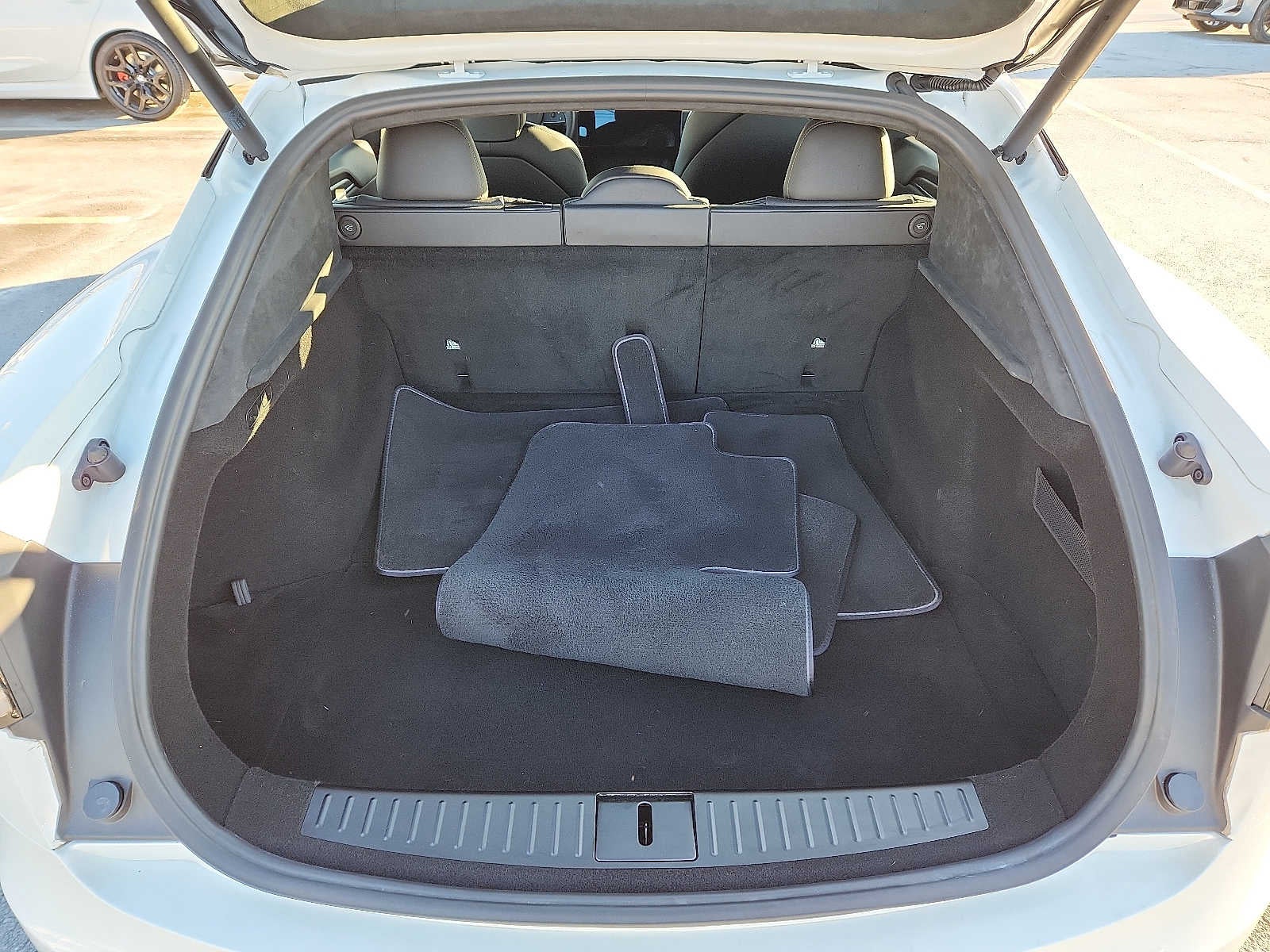 2023 Tesla Model S AWD