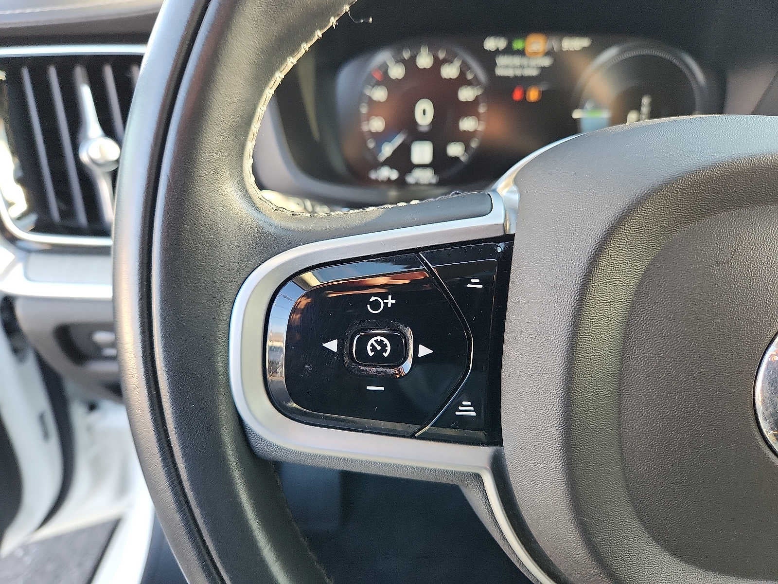 2021 Volvo S60 Recharge T8 eAWD PHEV Inscription