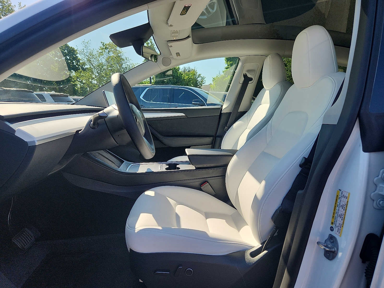 2024 Tesla Model Y Long Range AWD