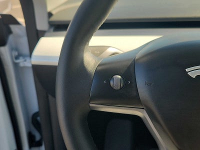 2024 Tesla Model Y Long Range AWD