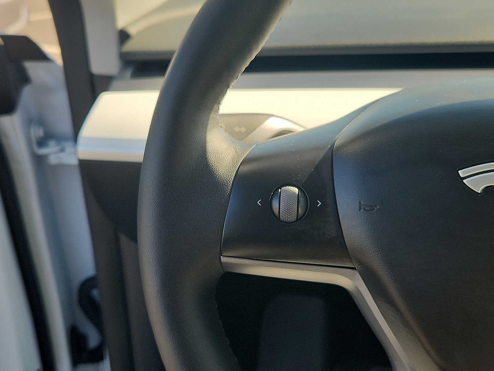 2024 Tesla Model Y Long Range AWD