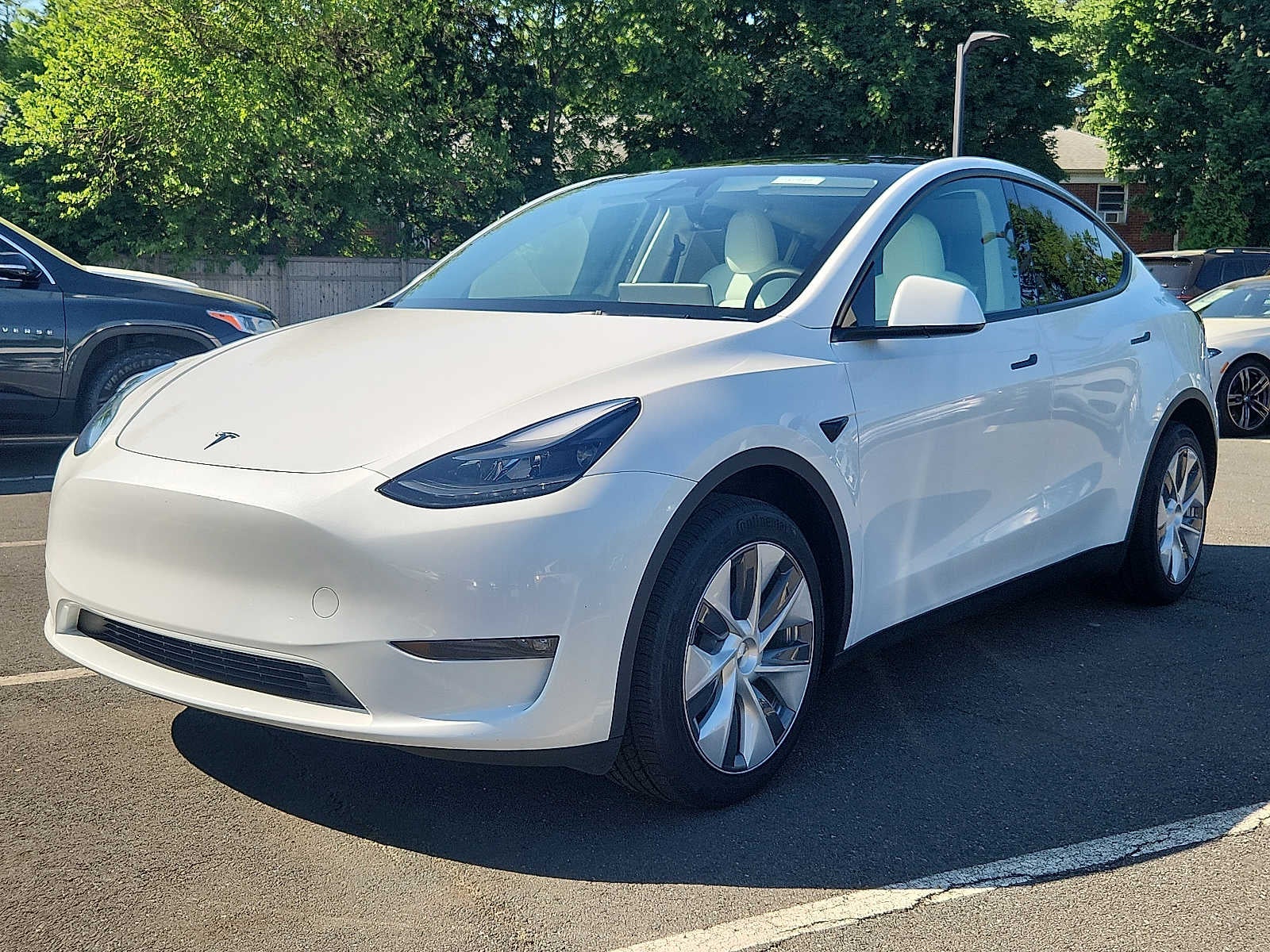 2024 Tesla Model Y Long Range AWD