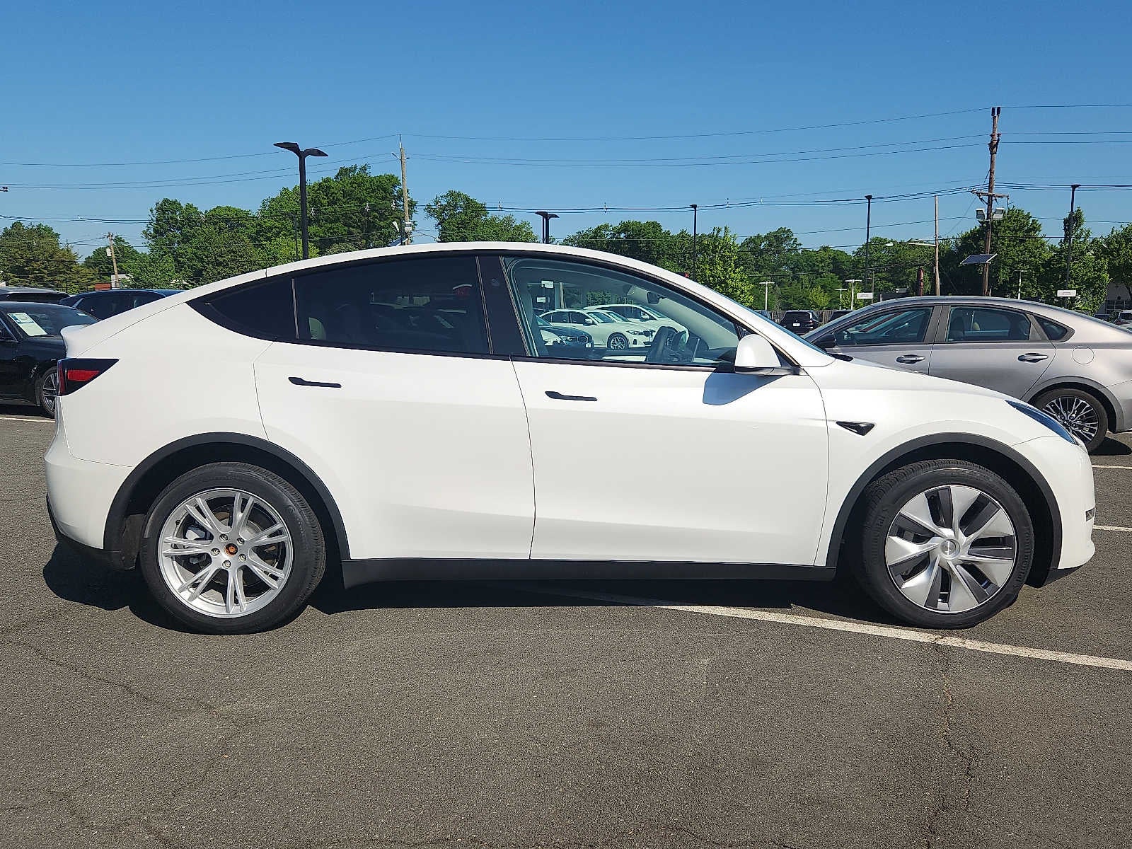 2024 Tesla Model Y Long Range AWD