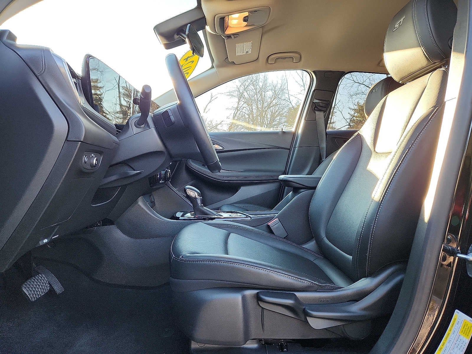 2024 Buick Encore GX FWD 4dr Sport Touring