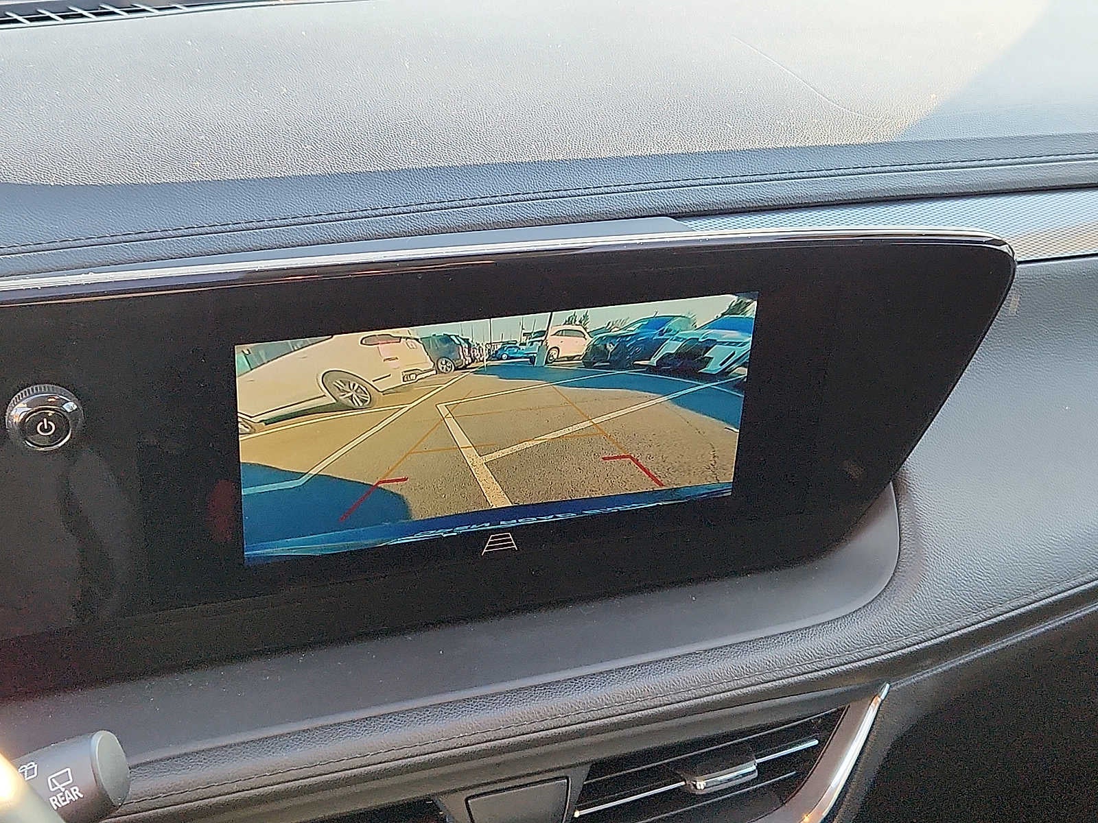 2024 Buick Encore GX FWD 4dr Sport Touring