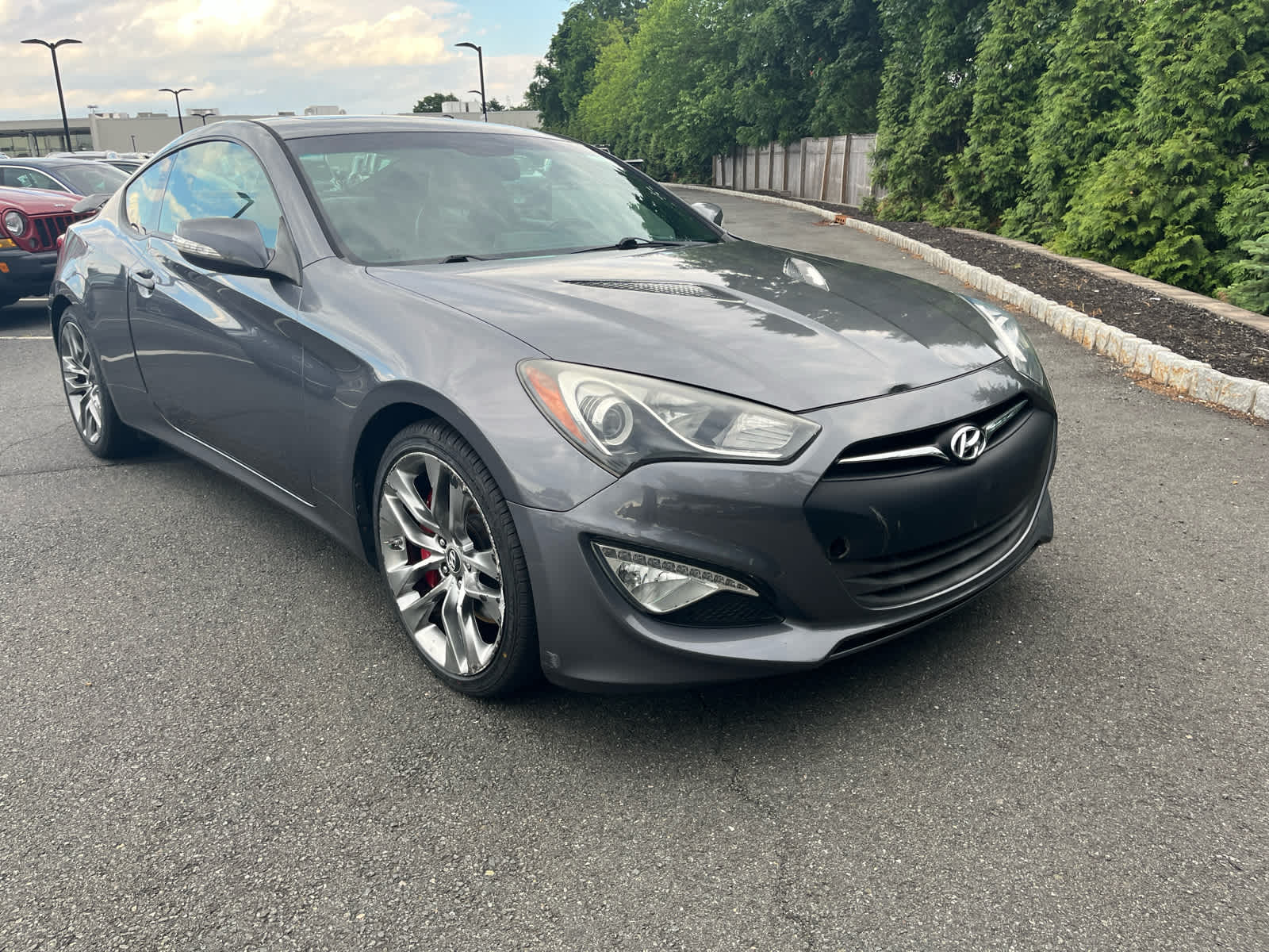 2014 Hyundai Genesis 2dr V6 3.8L Auto Ultimate