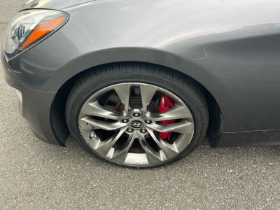 2014 Hyundai Genesis 2dr V6 3.8L Auto Ultimate