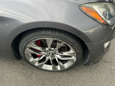 2014 Hyundai Genesis 2dr V6 3.8L Auto Ultimate