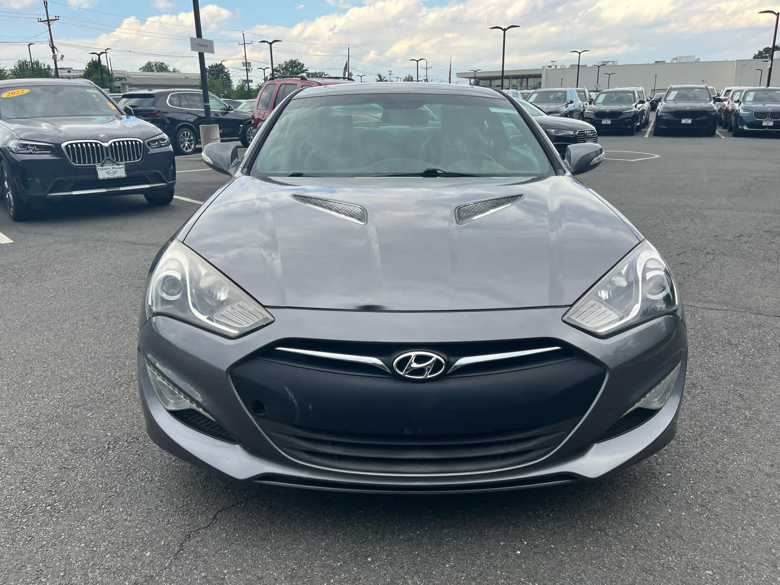 2014 Hyundai Genesis 2dr V6 3.8L Auto Ultimate