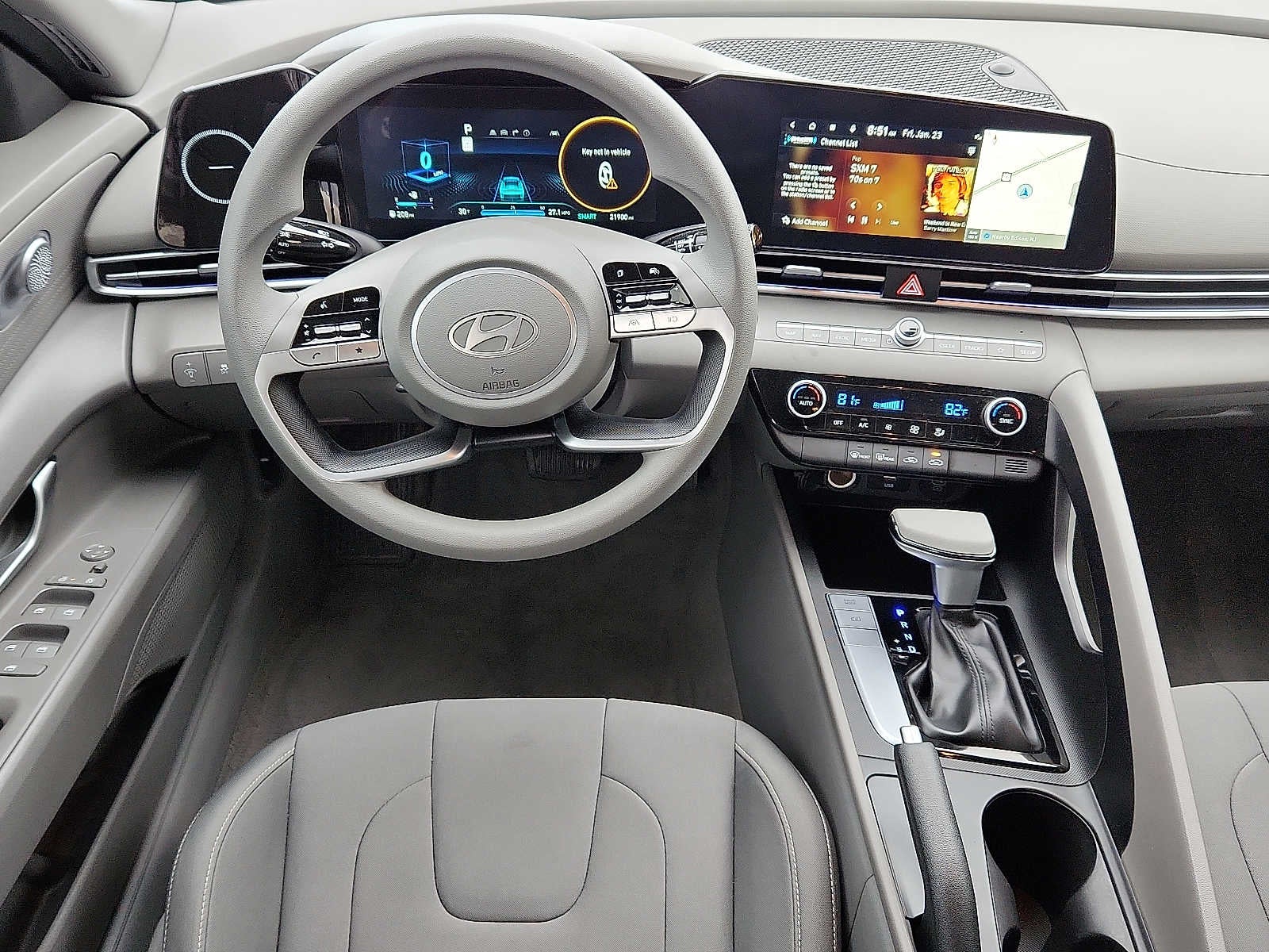 2024 Hyundai Elantra SEL IVT